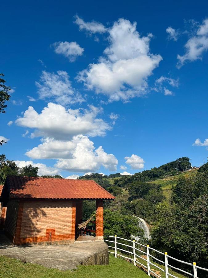 Chales Pedacim Du Ceu Bueno Brandão Exterior foto