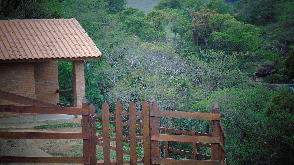 Chales Pedacim Du Ceu Bueno Brandão Exterior foto